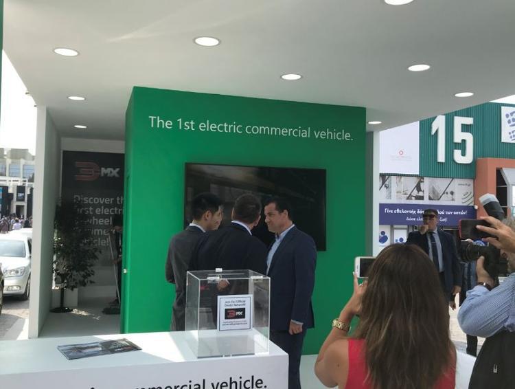 三蹦子海外成网红,国产三蹦子海外走红的博主