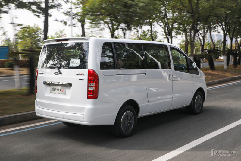 10万左右大空间mpv,10多万空间最大的mpv混动