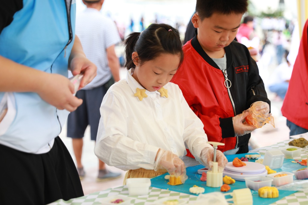 青岛洲际婚礼秀,青岛中韩联婚婚礼现场