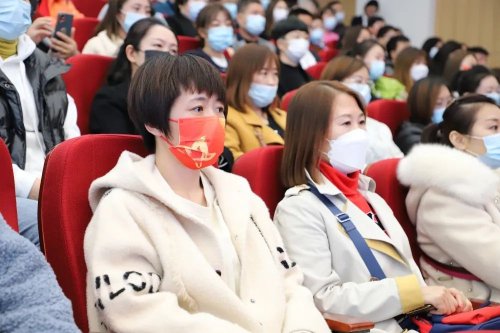 双减后初中你觉得轻松了吗,双减后孩子轻松了很多