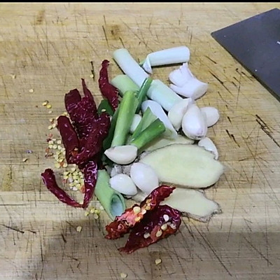 饭店筋头巴脑牛肉火锅做法,筋头巴脑火锅的做法商用