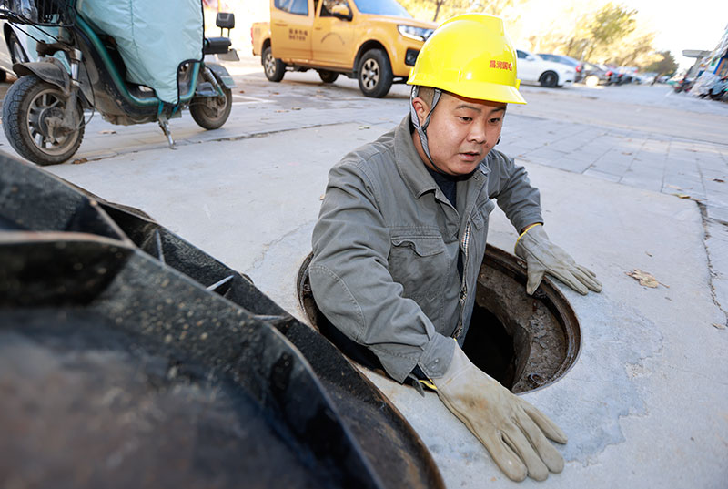 连续奋战72小时抢修供热,32度的坚守寒夜抢修保供暖