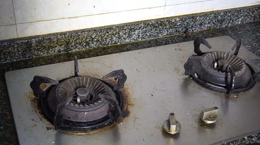 油烟机要买顶吸还是买侧吸,油烟机是买侧吸的还是买顶吸的