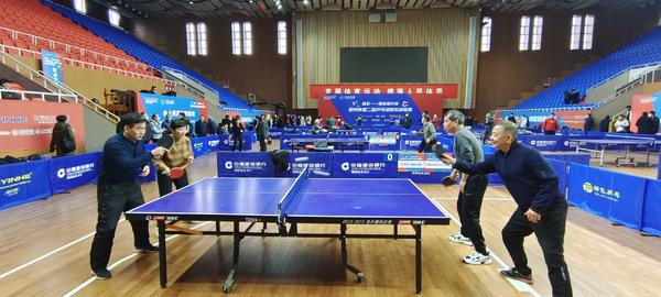 激情挥拍！33支队伍决战郑州市第二届乒乓球俱乐部联赛