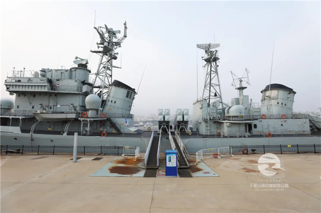 威海驱逐舰免费参观,探访中国航母