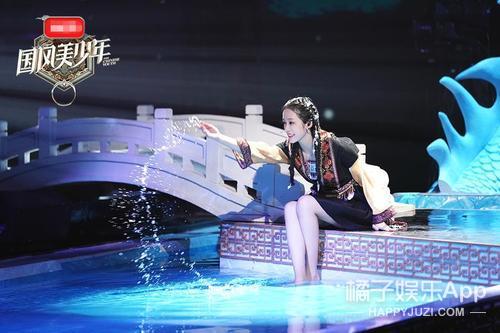 还记得《琉璃》里的小银花吗？她和宋祖儿、吴磊同班？