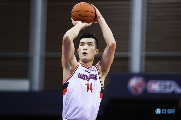 8位CBA状元今何在？一人仅得2分便退役两人新秀合同后顶薪续约