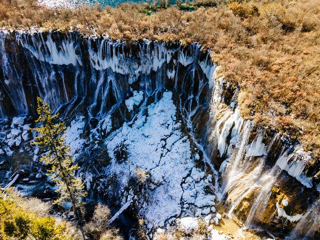 冬日梦幻童话九寨沟12月出发,九寨沟翠海蓝冰