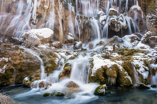 冬日梦幻童话九寨沟12月出发,九寨沟翠海蓝冰
