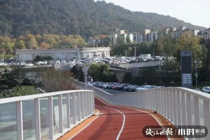 时隔两年它回来了！升级后的杭州黄龙体育馆有多香？