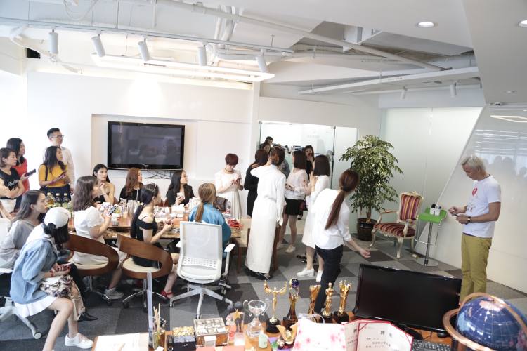 tst真的传销吗,多名宝妈被网络投资诈骗