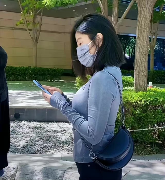 赵奕欢健身室大秀身材,赵奕欢健身大秀身材