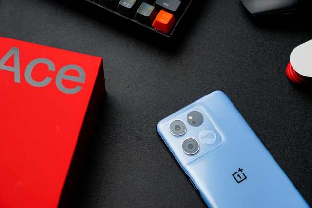 目前值得入手的手机推荐一下,国产手机推荐性价比高前三款