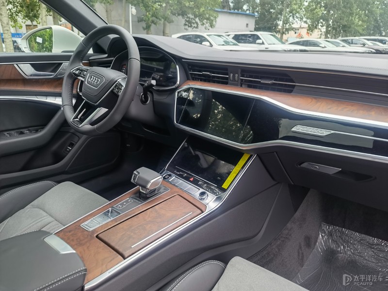 全新哈弗h6混动版,2021款第三代哈弗h6和缤智比较