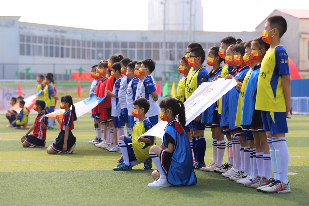 扎实推进校园足球工作,多举措推动学校体育提质
