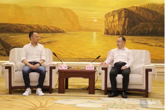 鐭ュぉ涓嬫棭瀹夐煶棰戠増,鏃╁畨1鍒嗛挓鐭ュぉ涓嬩簨