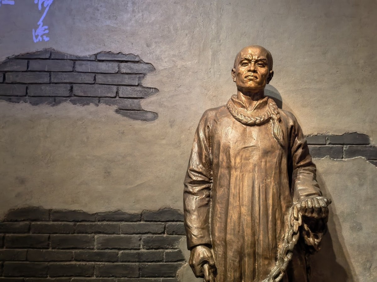 小米12sultra跟华为p50pro对比,小米12sultra和华为p50pro对比