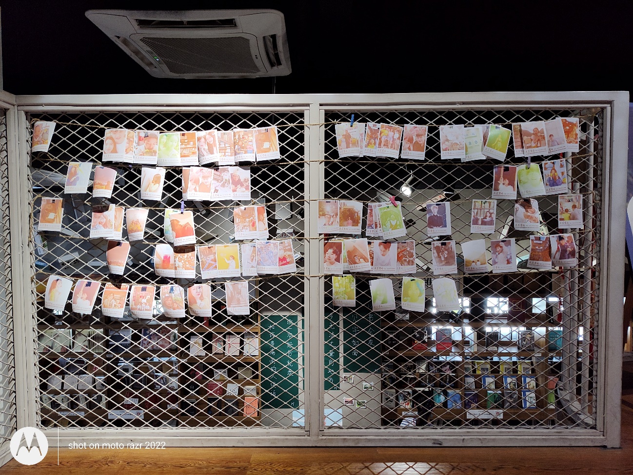 折叠屏新品motorazr2022,moto折叠屏razr2023发布会