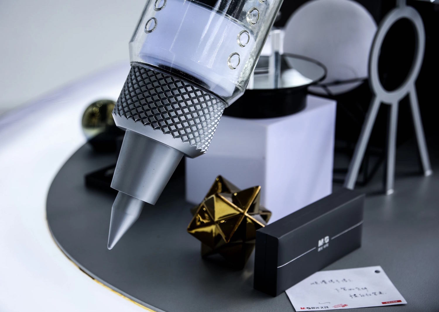 设计无关大小，而在乎匠心！这支晨光笔在设计赋能中走向世界级品牌