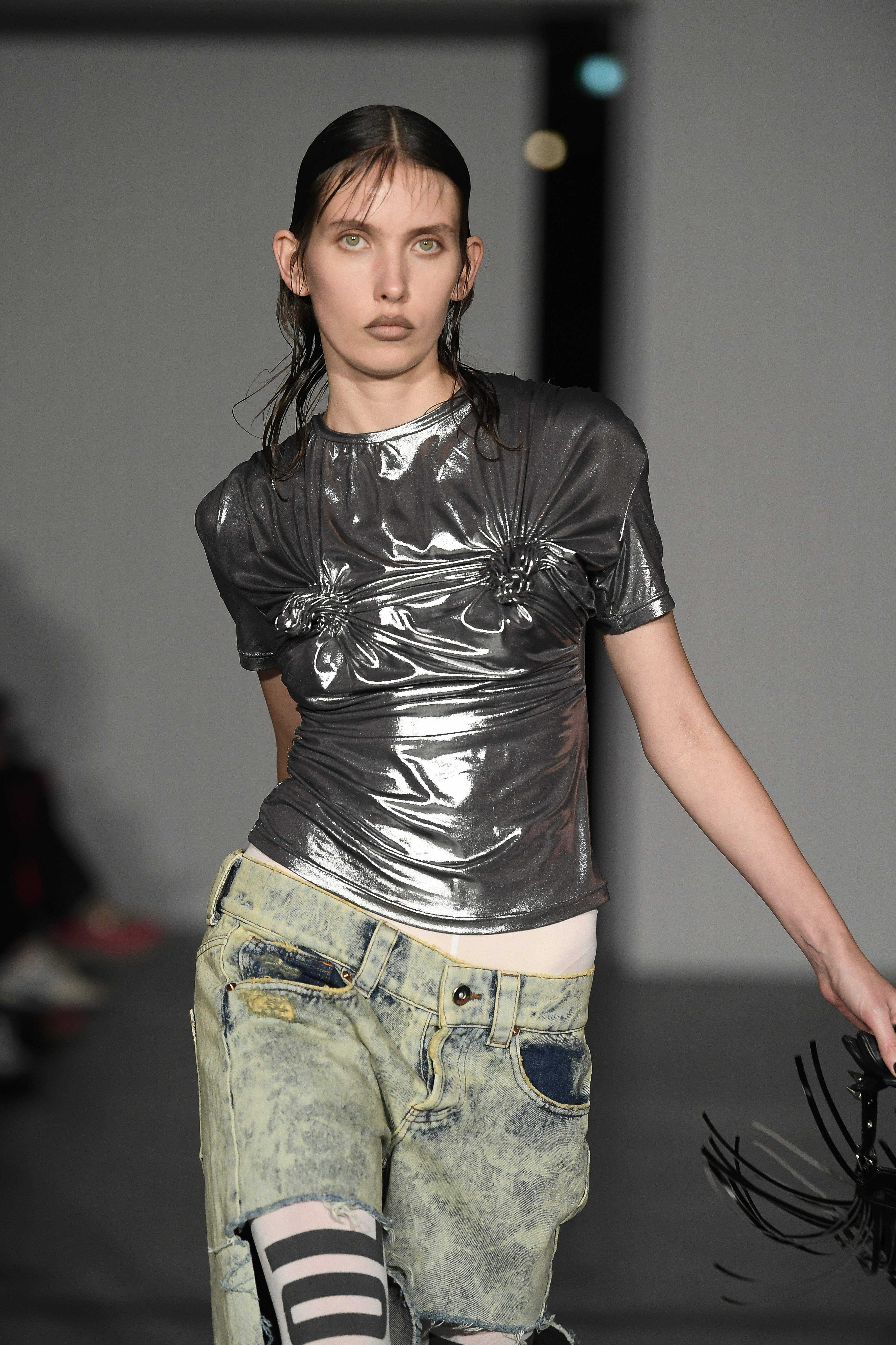 巴黎时装秀2023秋冬成衣,巴黎时装秀薄款系叛逆时装