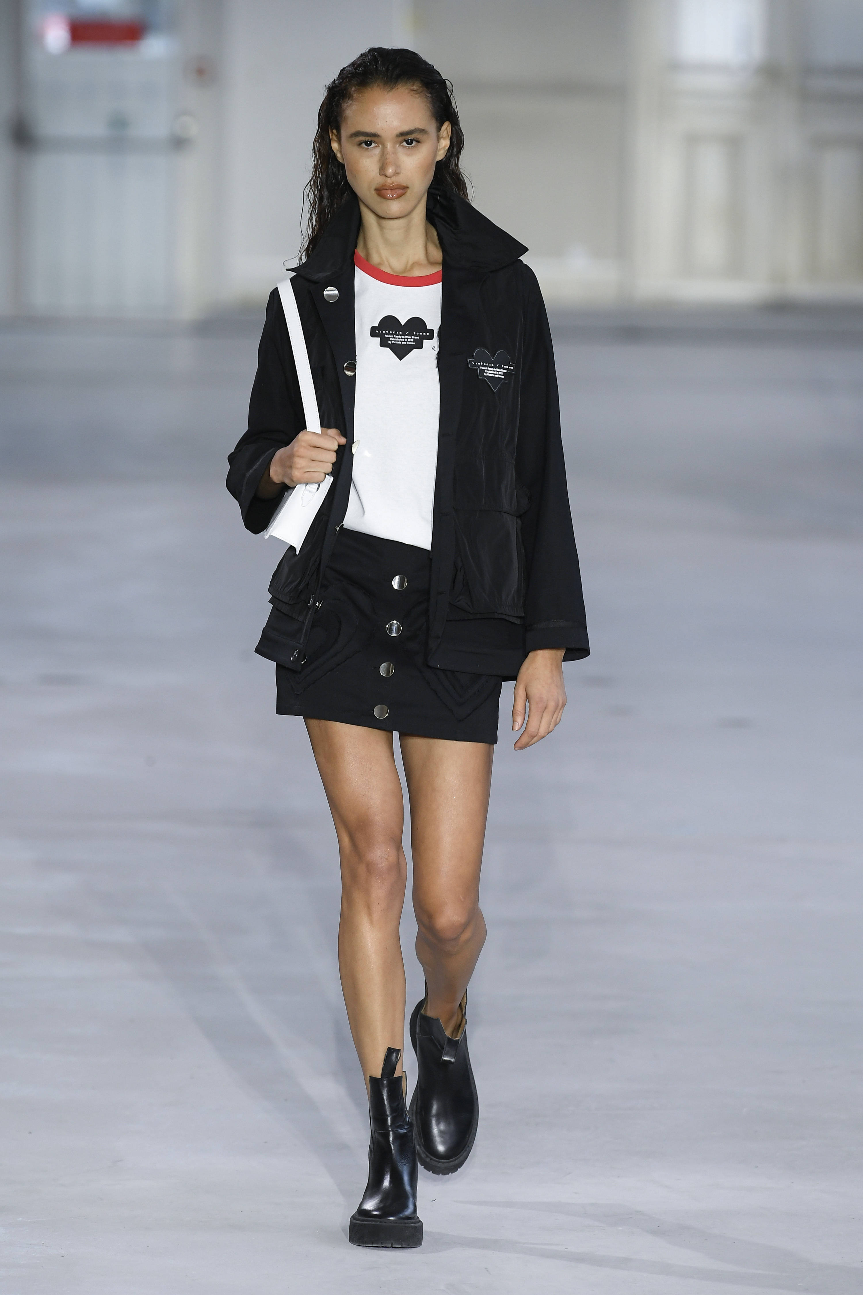 victoriaceretti时装周,victoria春夏2024时装周