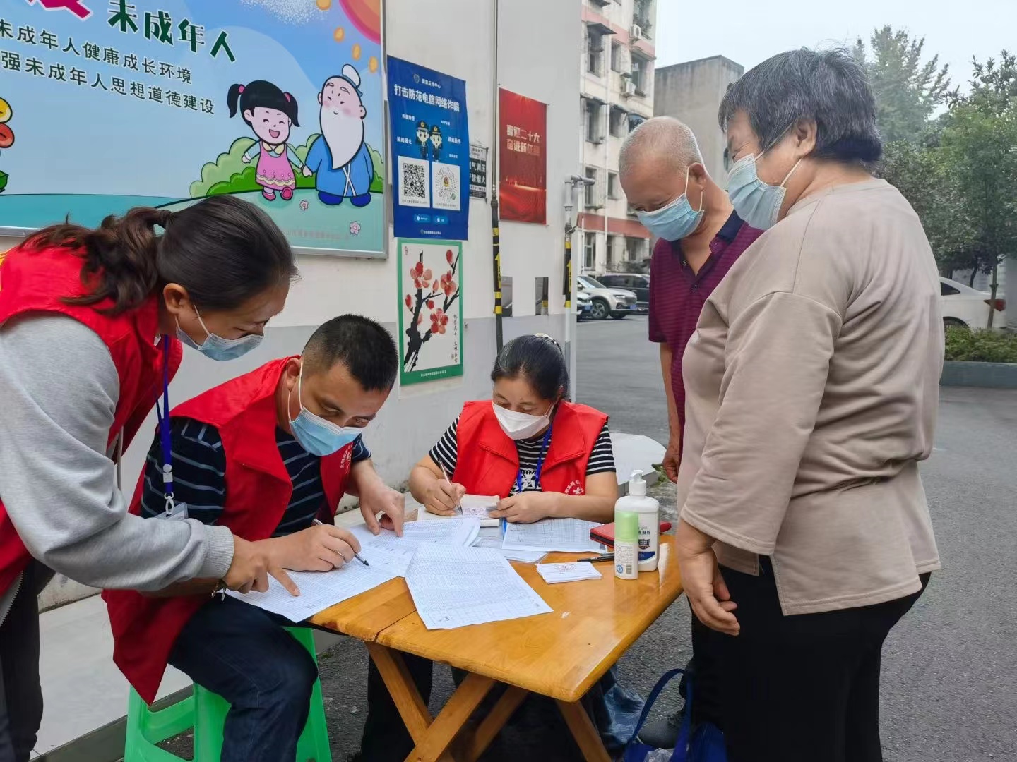 星火成炬上海战疫,星火成炬抗疫00后