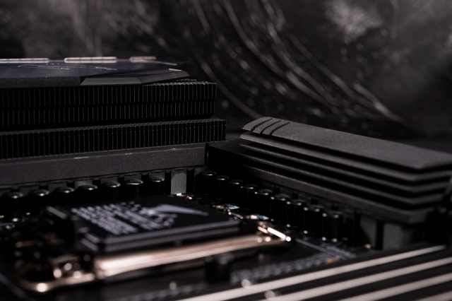 技嘉z790aorus小雕测评,技嘉z790aorusmaster评测