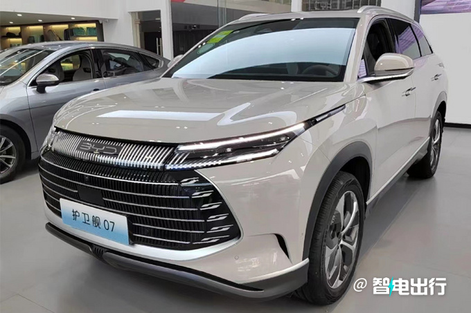 比亚迪护卫舰4s店补漆价位,比亚迪07护卫舰4s店有现车吗