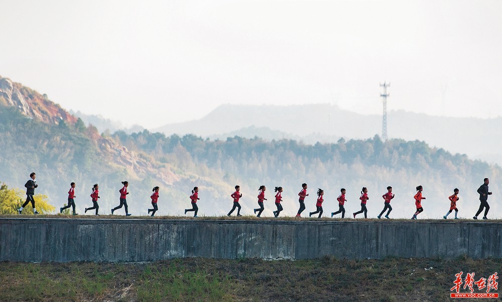 山里娃的梦,山里娃英国足球梦