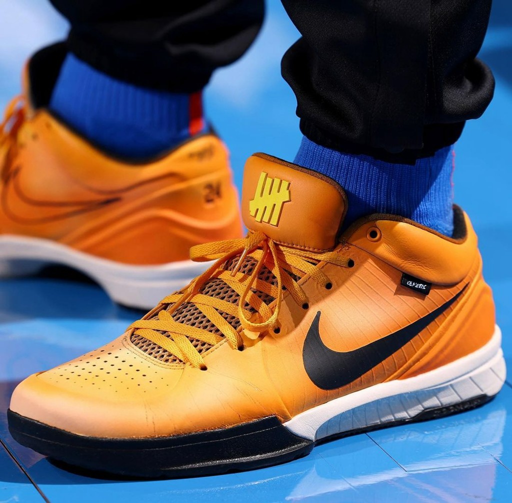 塔克最新上脚比赛球鞋,塔克上脚kobe3