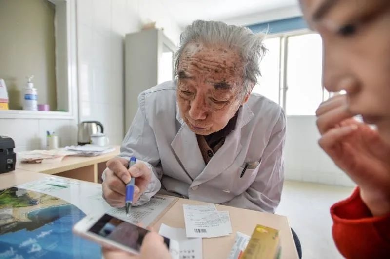 痛别巨星陨落享年100岁,武汉市第一人民医院孙曾拯