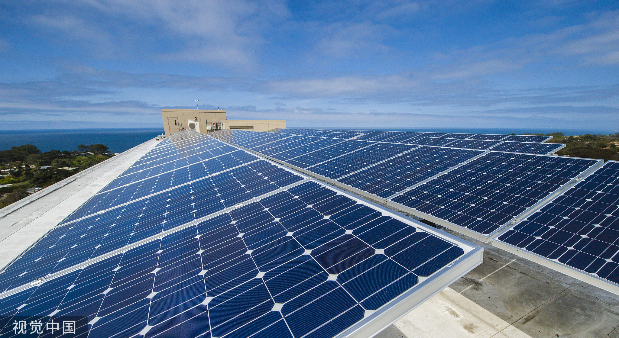 转型、易主两不误,“跨界专业户”三五互联“残局”求解