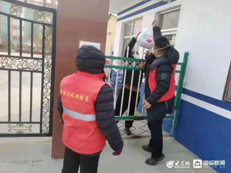 贴心服务保障群众温暖过冬,贴心服务做好百姓健康的守门人