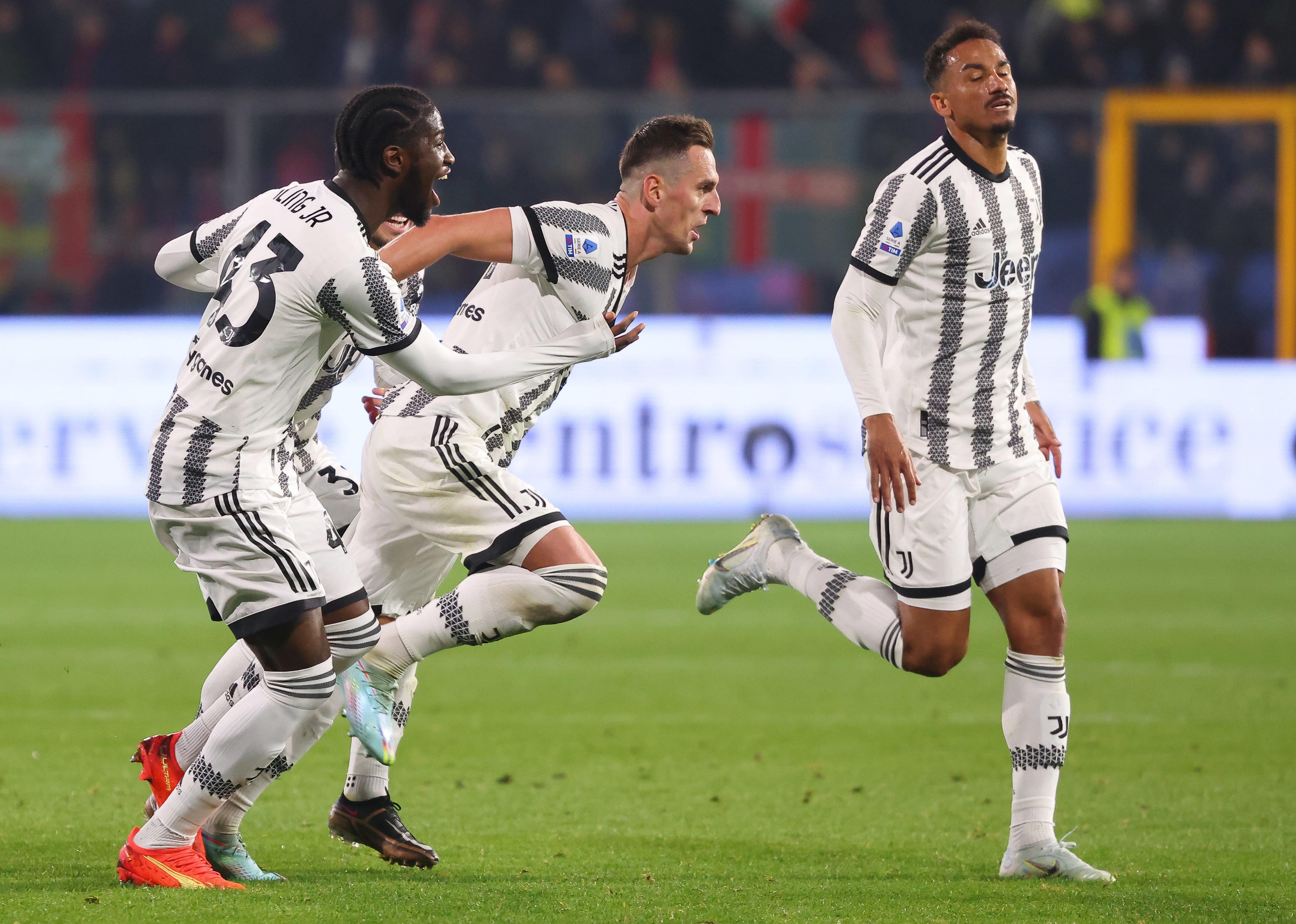 外代二线巴塞尔,尤文图斯vs克雷莫内塞首发阵容