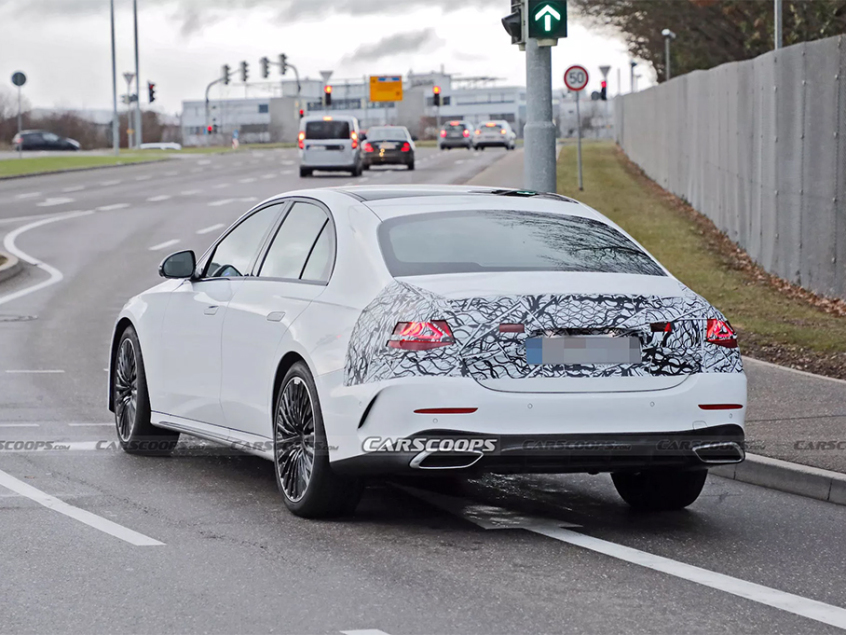 新一代奔驰e级最新谍照曝光,全新奔驰e级谍照曝光外观酷似s级