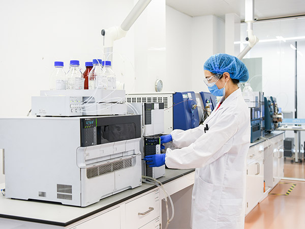 股价跳水难挡新药研发热潮,黑*药马**企脱颖而出