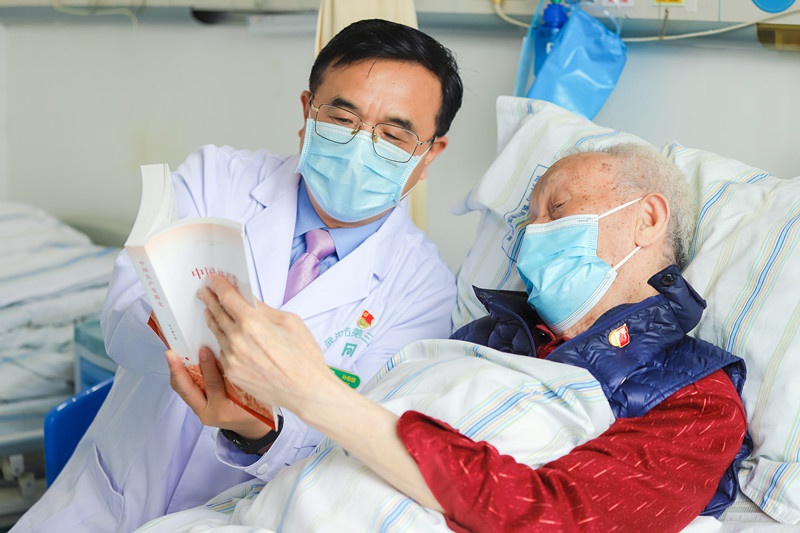 武汉市第三医院“孙勤国中医名师传承工作室”，坚持守正创新，中医科“炼”成全市“标杆科室”