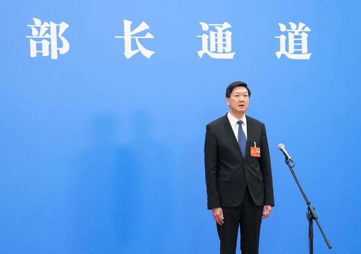 教育不能成为资本逐利工具,教育不应成为割韭菜