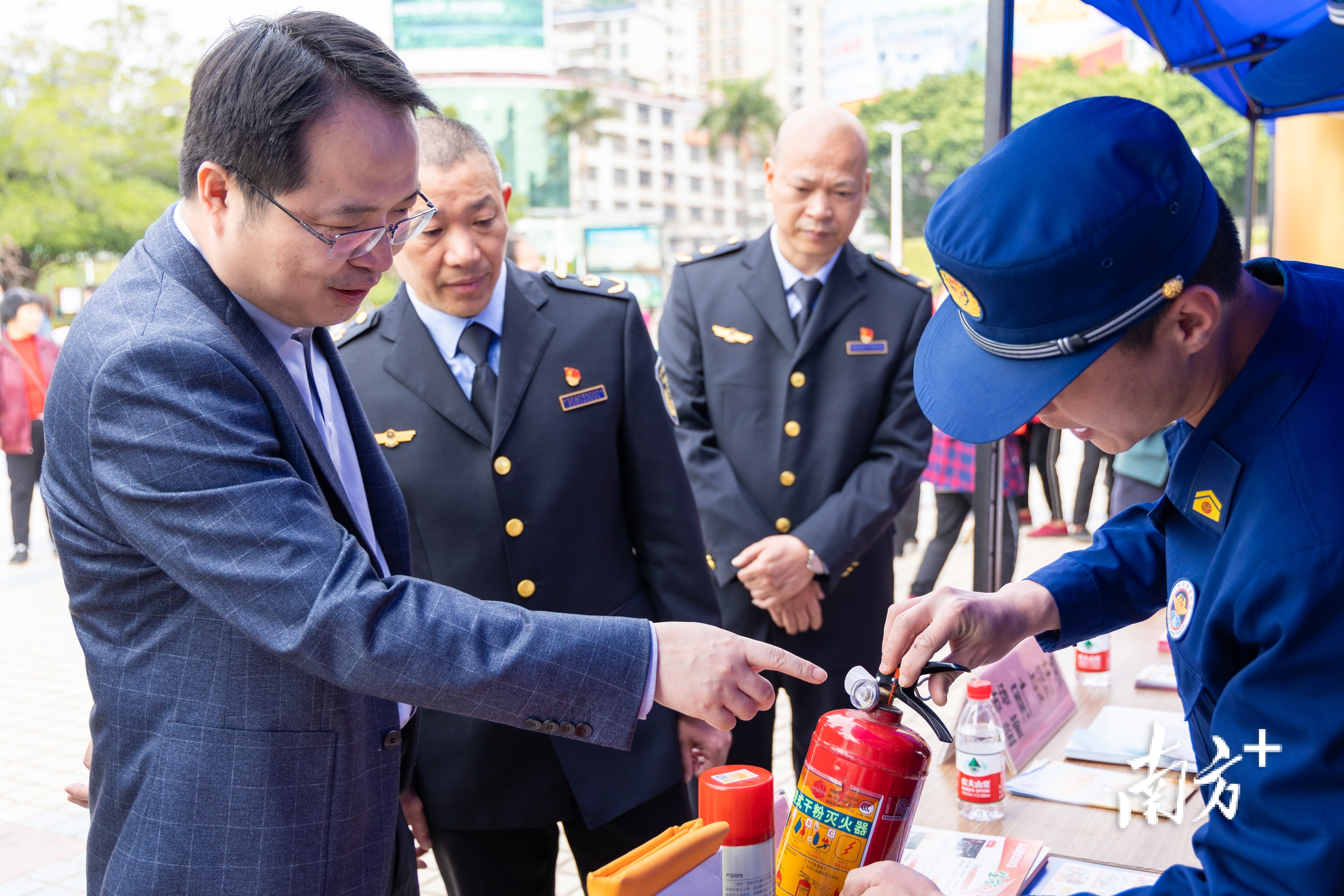 315蓝朋友教你辨别消防产品真假 (315消防产品真伪)