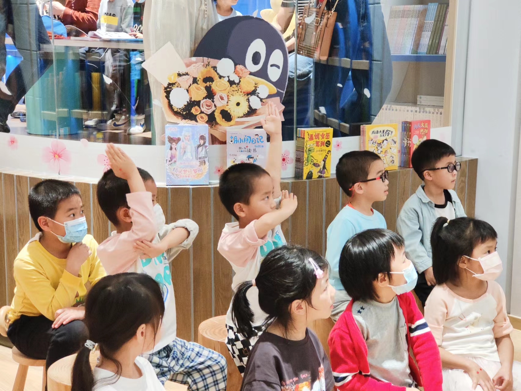 英雄花开英雄城广州地铁,英雄花开英雄城广州征文