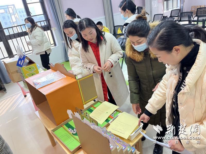 原木风自制幼儿园玩教具,幼儿园自制教玩具田园风