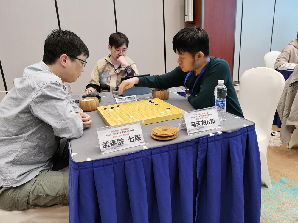 “职业与业余对抗赛”：业余棋手拿下两场胜利