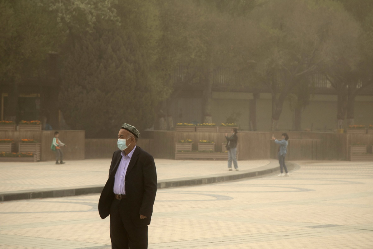 直播北方大范围沙尘来袭持续几天,一张图看北方大范围沙尘再度来袭