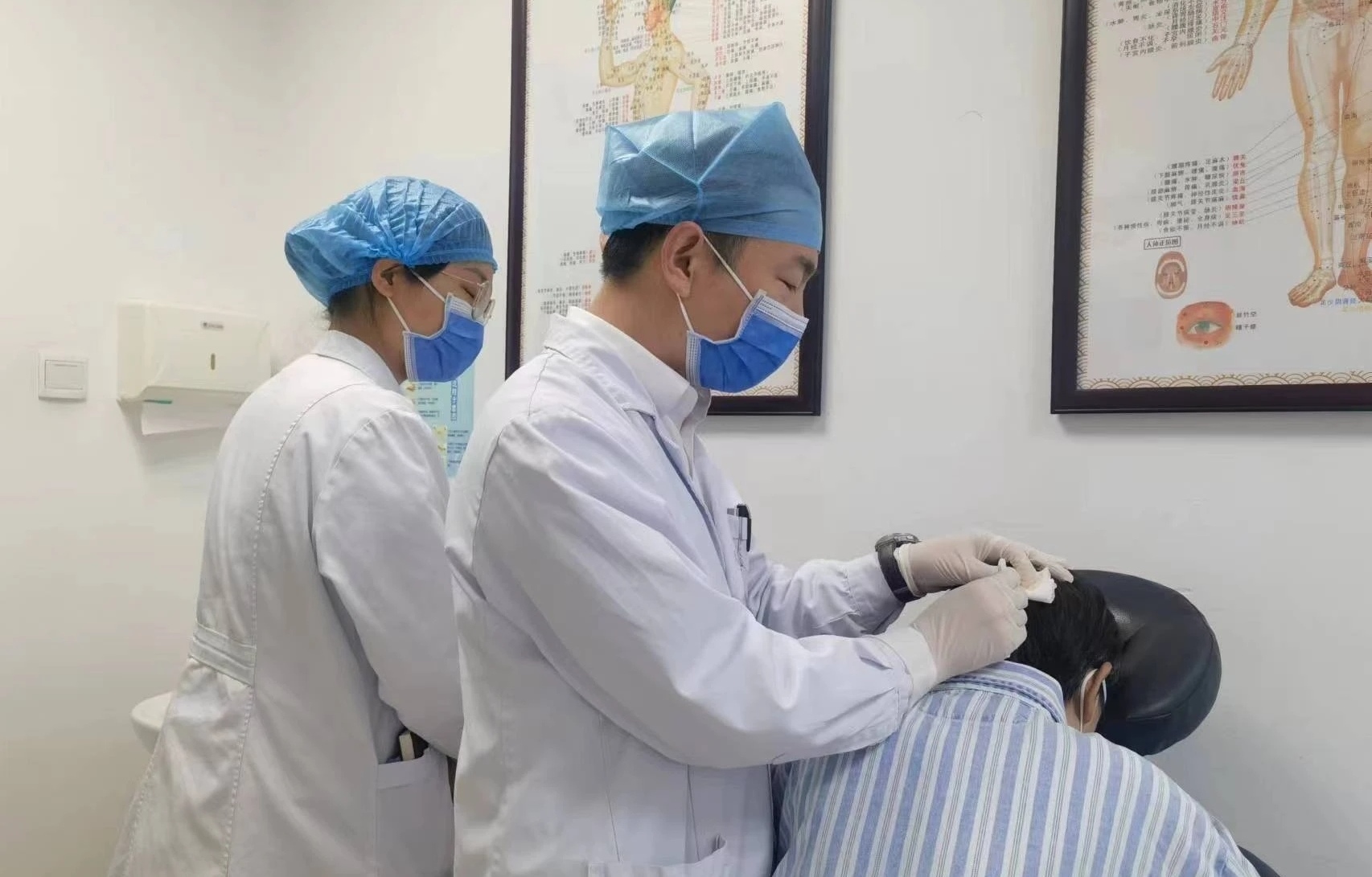 夏氏阴阳平衡疗法,合谷穴针灸治疗脑梗手法