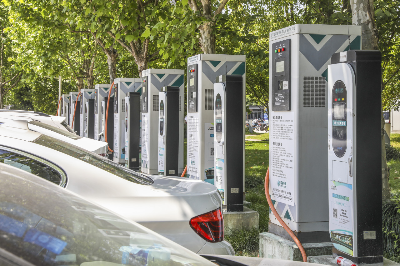 中国汽车产销量三个第一,一季度中国汽车产量排行榜