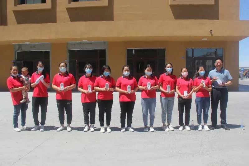 劳模风采专栏平凡岗位上的坚守,用实际行动彰显劳模风采