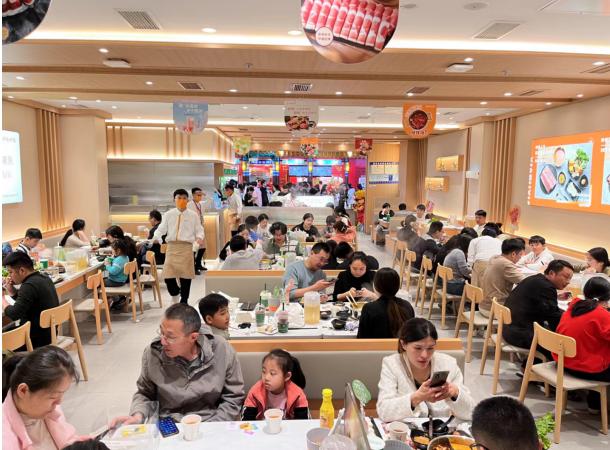 五一假期全国零售和餐饮销售额,五一假期全国餐饮消费多少元