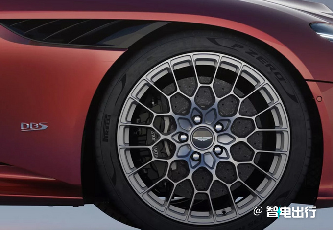 阿斯顿马丁vantagevs兰博基尼huracan,阿斯顿马丁全球限量一台的跑车