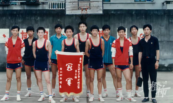 鍥炴郸涓鐢风骞冲潎韬珮,鍥炴郸鍒濅腑鐢风韬珮