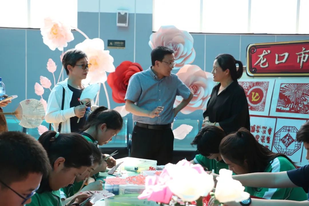 “艺”彩纷呈-美益求美 2023年烟台市中小学生校园艺术节美术工作坊展示活动（龙口市专场）掠影